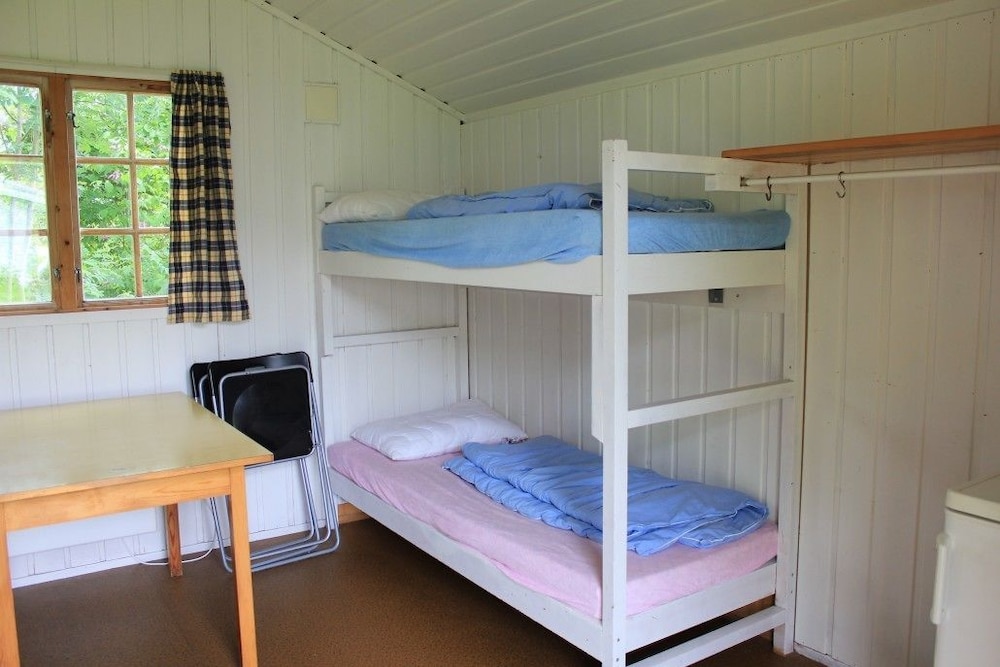 Economy Cabin, Multiple Beds (5 Persons) photo 2
