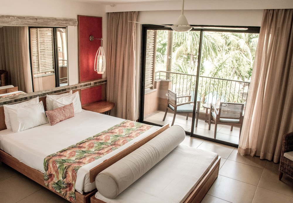 Deluxe Room, Multiple Beds (Deluxe Garden View Room) - Photo 1
