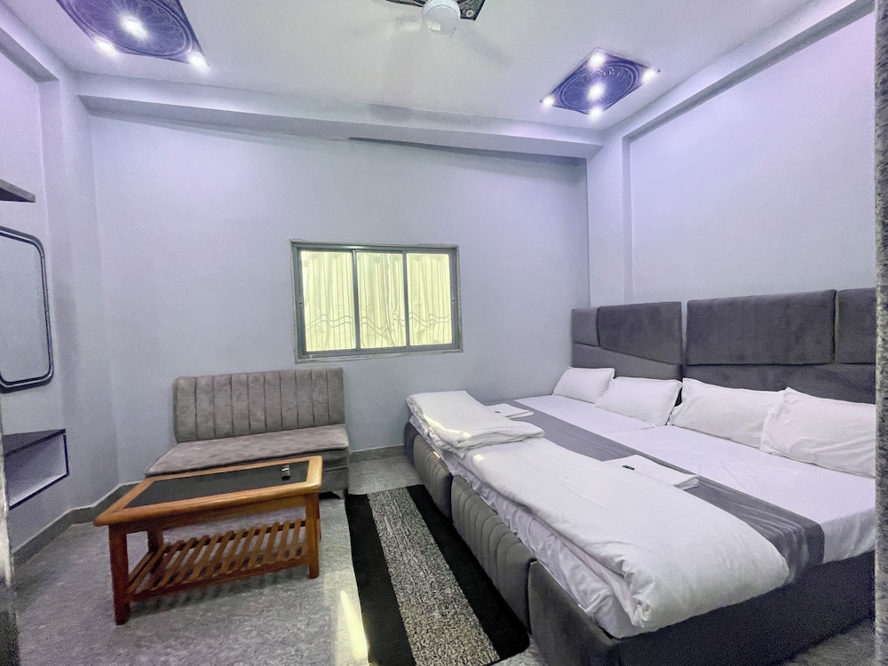 Deluxe Quadruple Room