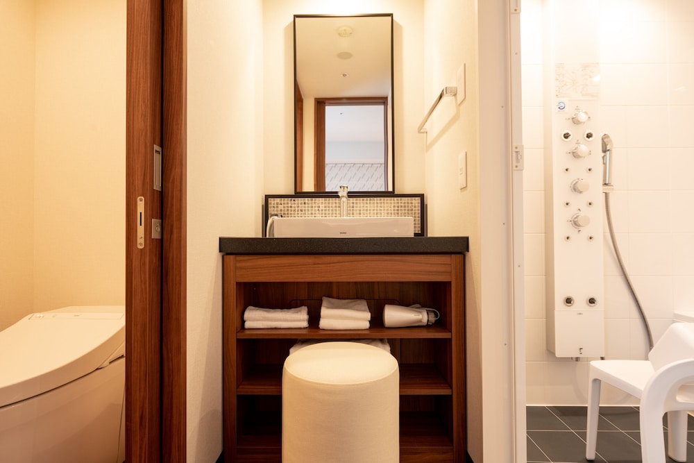 Superior Twin Room, Non Smoking, For 1 Guest - Photo 9