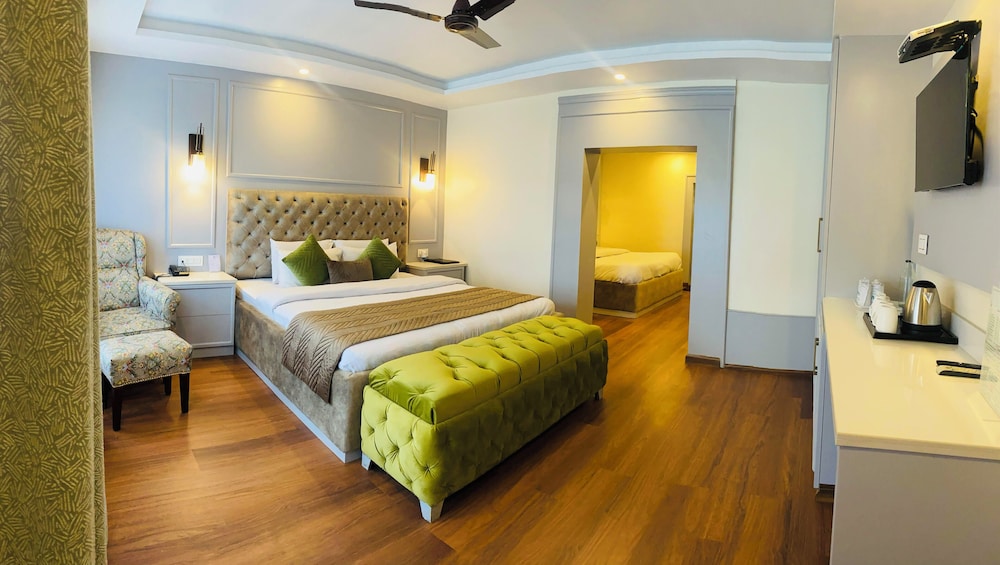 Family Suite photo 2