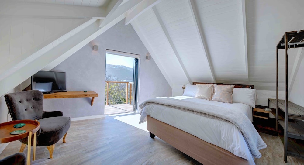 Luxury Room, River View