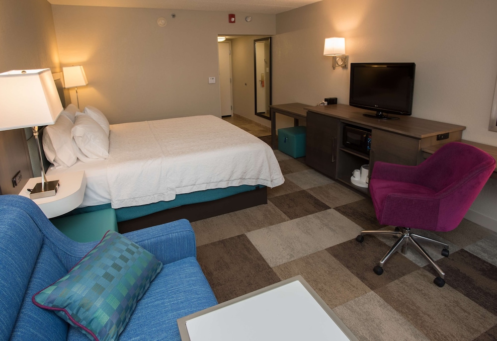 Room, 1 King Bed with Sofa bed, Accessible (Hearing) photo 1