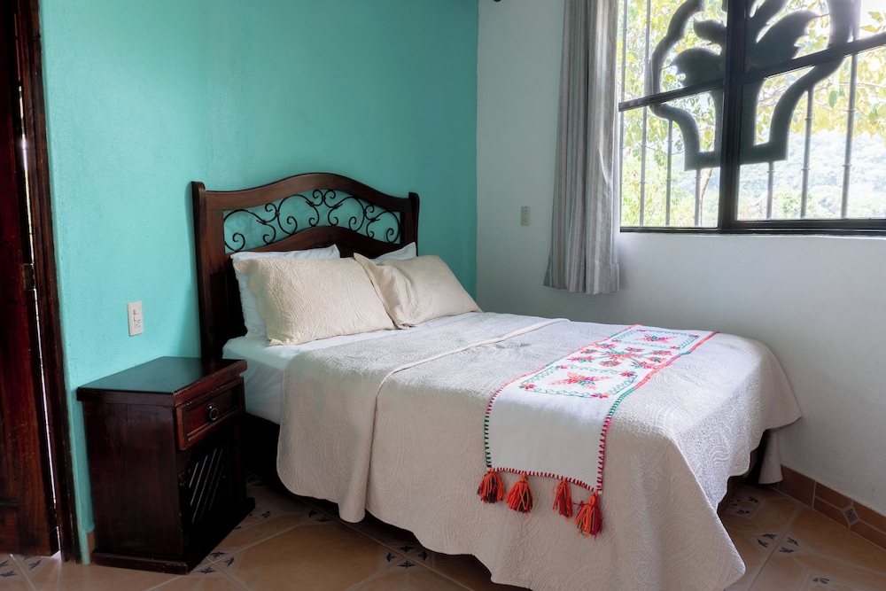Honeymoon Studio Suite, Mountain View (Flor de liz #1)