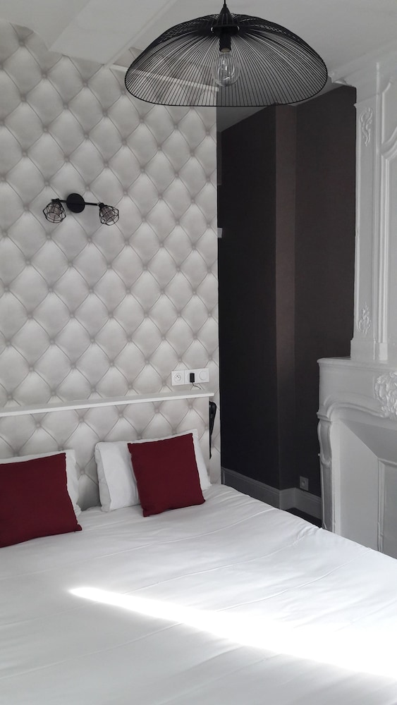 Superior Double or Twin Room, 1 Double or 2 Twin Beds photo 2