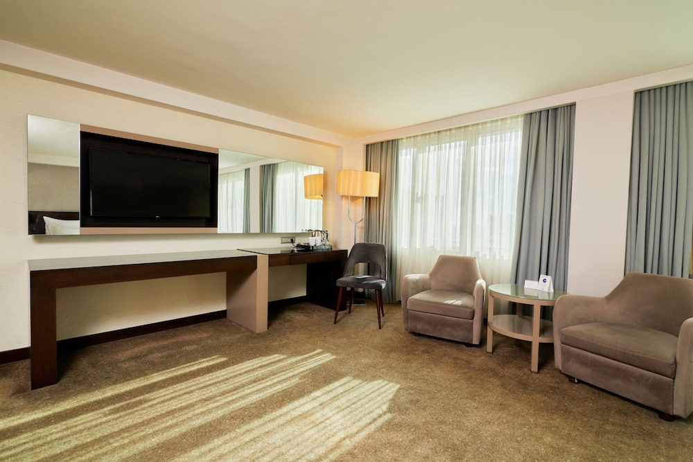 Grand Twin Room (Spa Access Included) photo 3