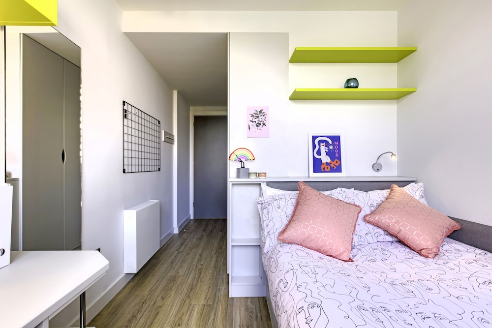 Classic Double Room (3/4 Size Small Double Bed) photo 3