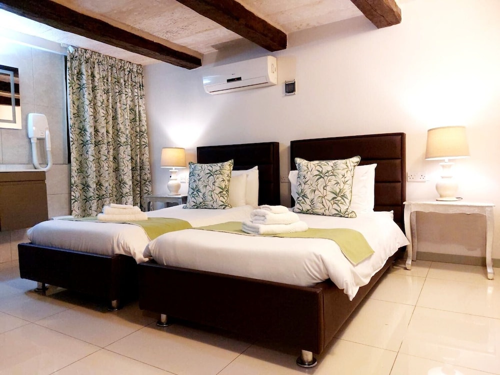 Comfort Room (Large (DINGLI) photo 1