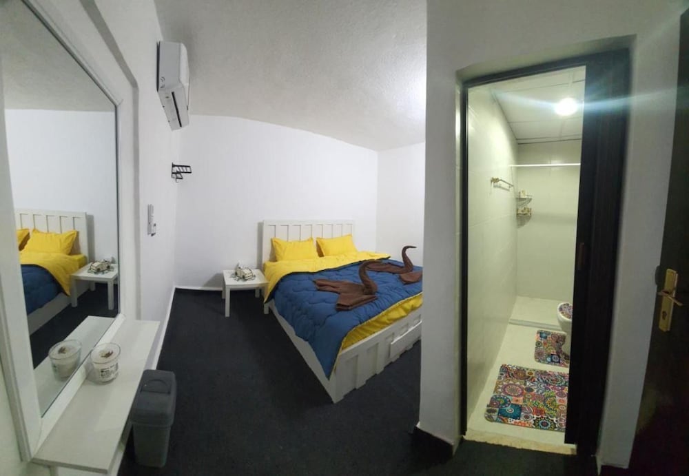 Deluxe Double Room photo 2