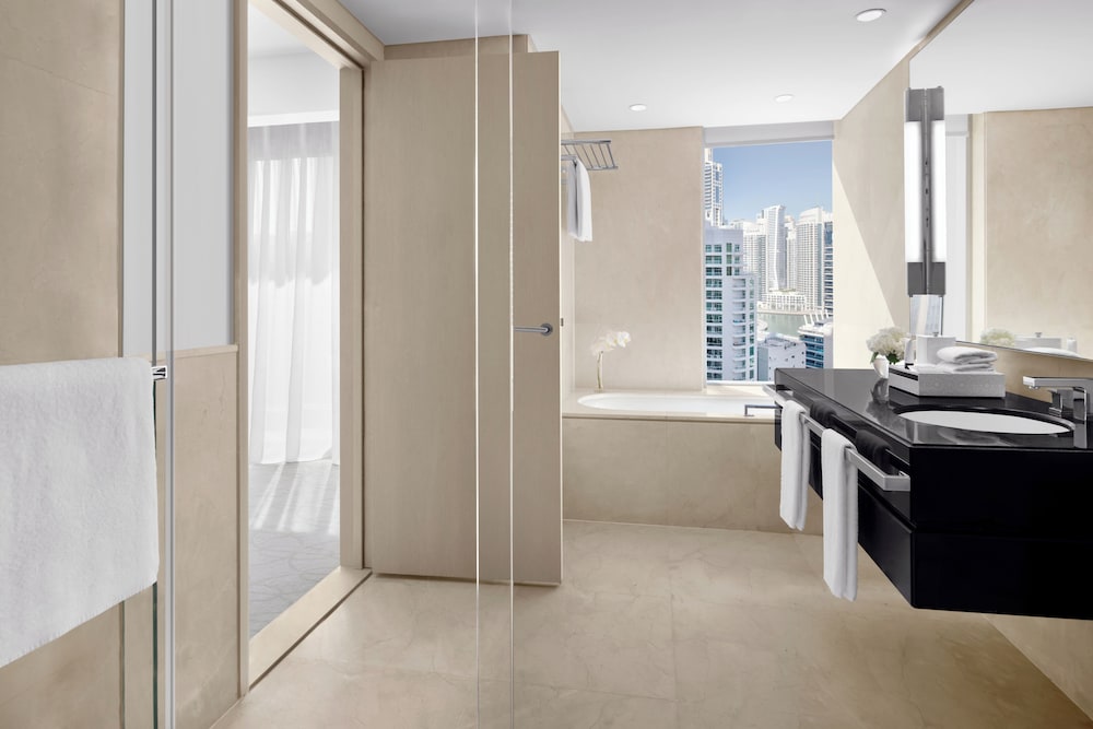 Executive Room, 2 Twin Beds, City View - Photo 4