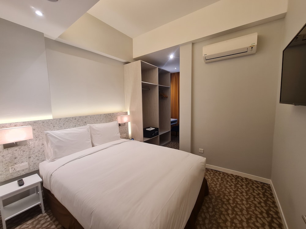 Suite, 2 Bedrooms photo 2