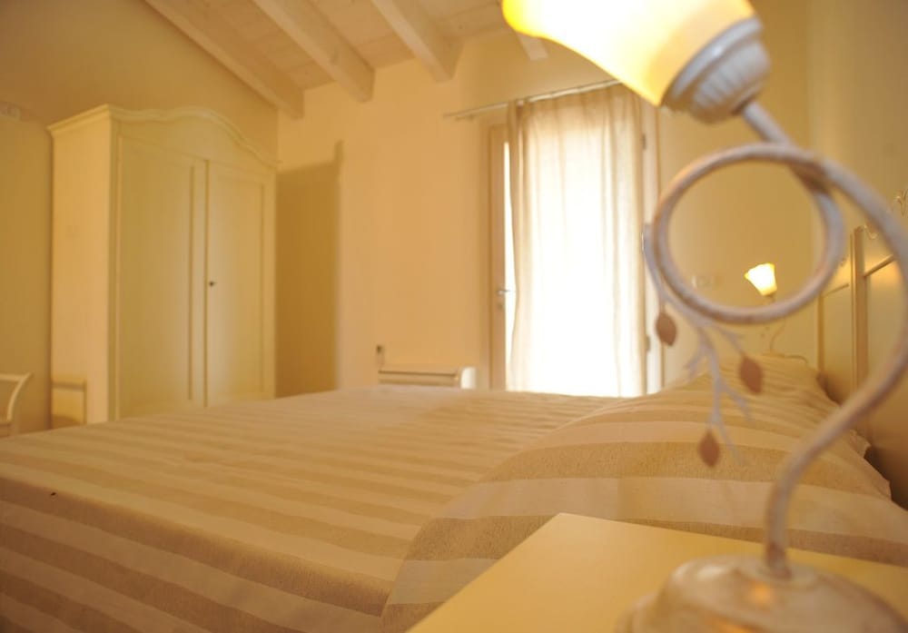 Double Or Twin Room photo 3