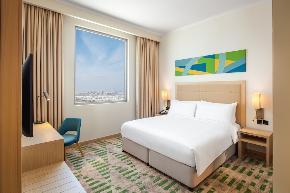 Standard Room, 1 King Bed photo 3