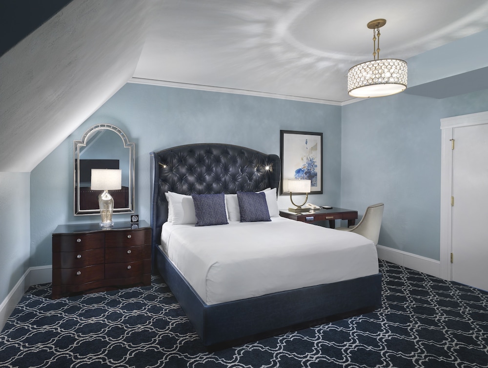 Standard Room, 1 Queen Bed, Non Smoking - Photo 1