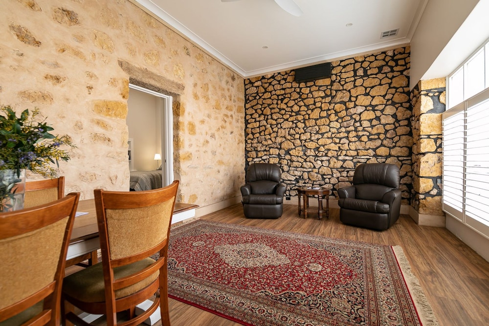 House, Accessible photo 1