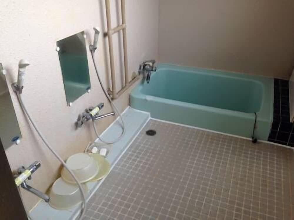 Superior Japanese Style Room, Shared Bathroom photo 3
