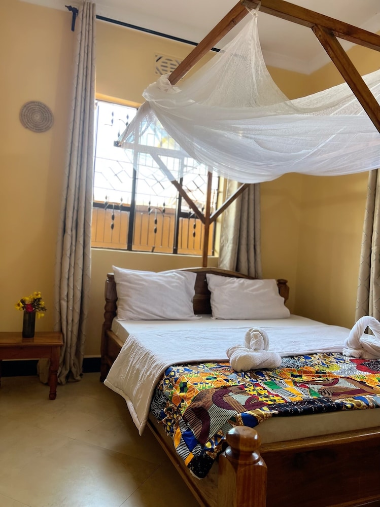 Basic Double Room