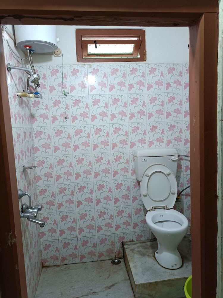 Deluxe Triple Room - Photo 8