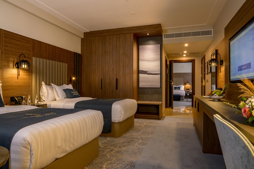 Deluxe Double or Twin Room - Photo 3