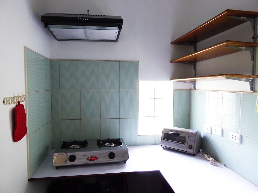 Hideaway Cottage With Kitchen photo 2