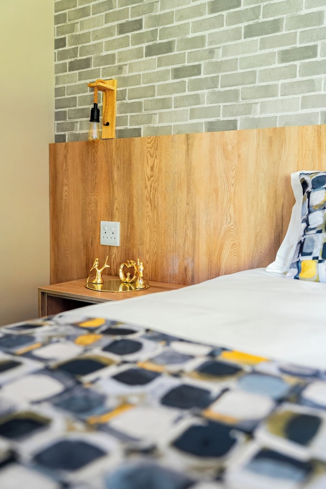 Standard Double or Twin Room - Photo 4