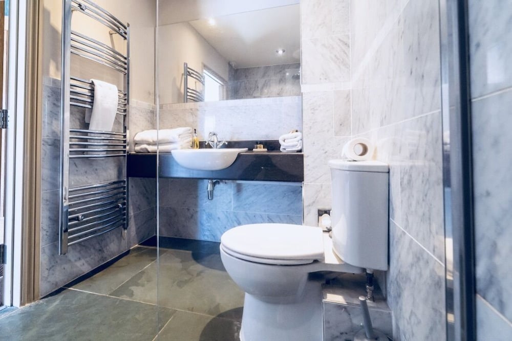 Deluxe Suite, Accessible, Garden View photo 3