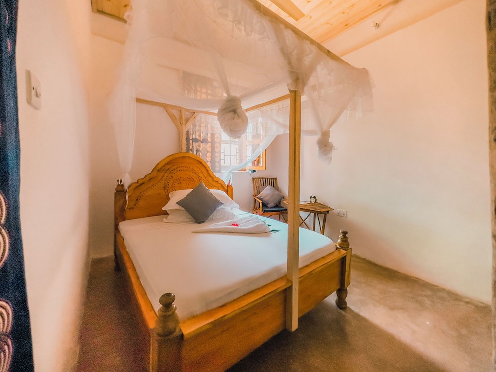 Standard Double Room, 1 Queen Bed photo 3