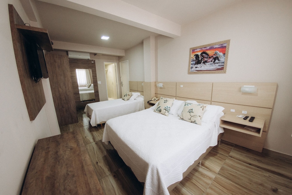 Standard Triple Room photo 2