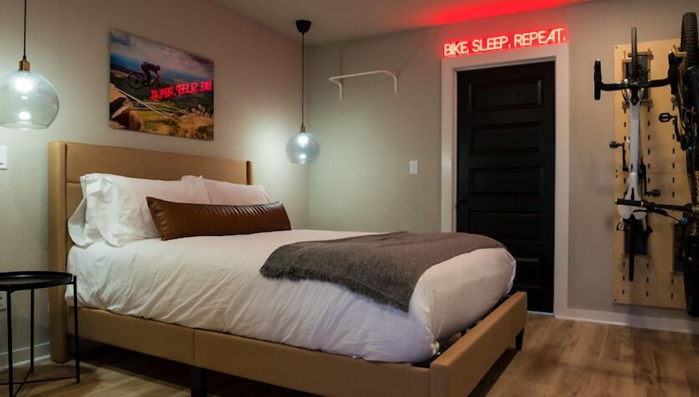 #2, Back 40, Double Room photo 1