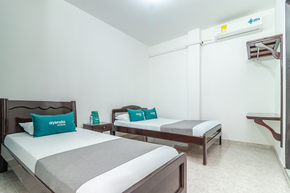 Air conditioner Triple Room photo 1