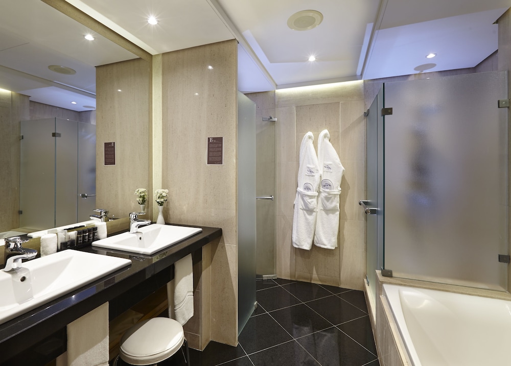 Superior Double or Twin Room, Sea View photo 2