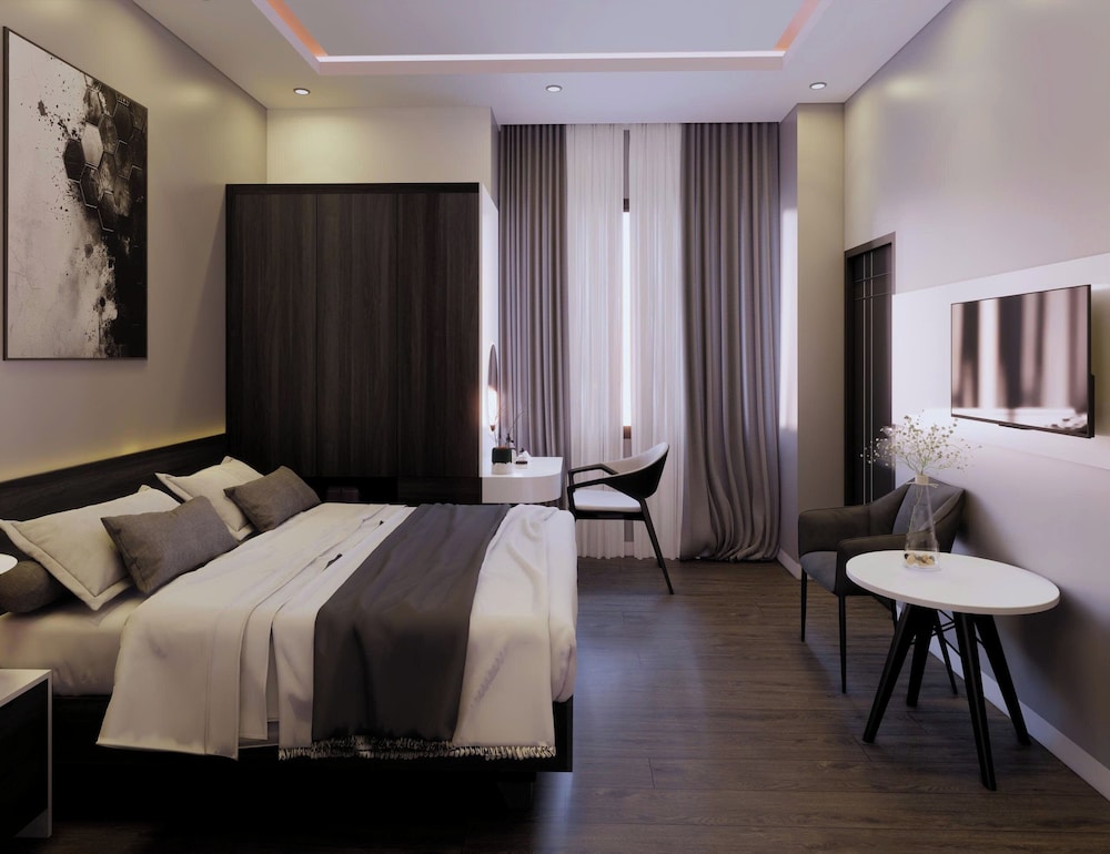 Deluxe Double Room, City View