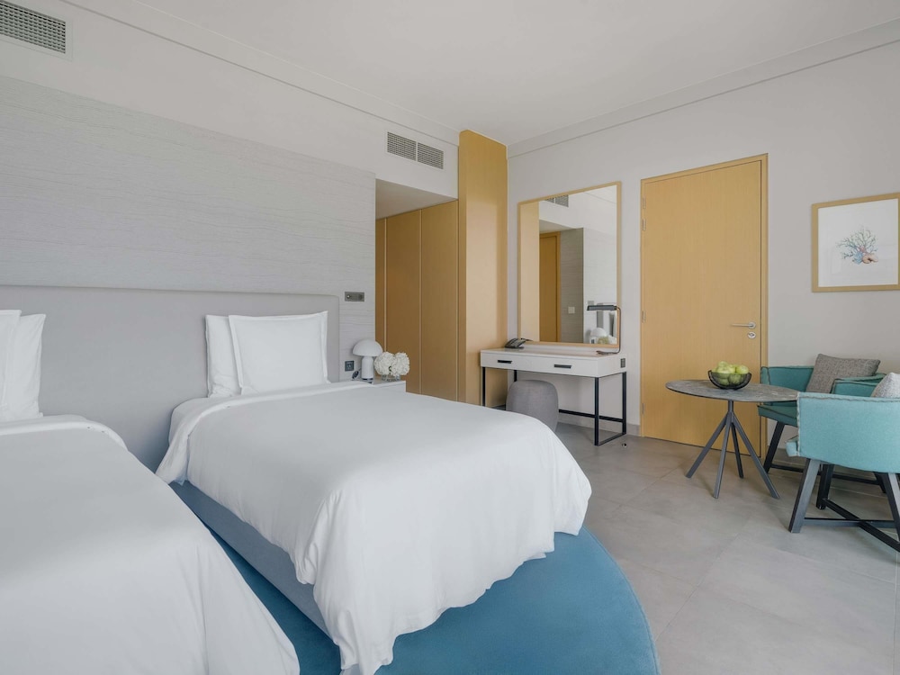 Superior Twin Room, Sea View photo 1