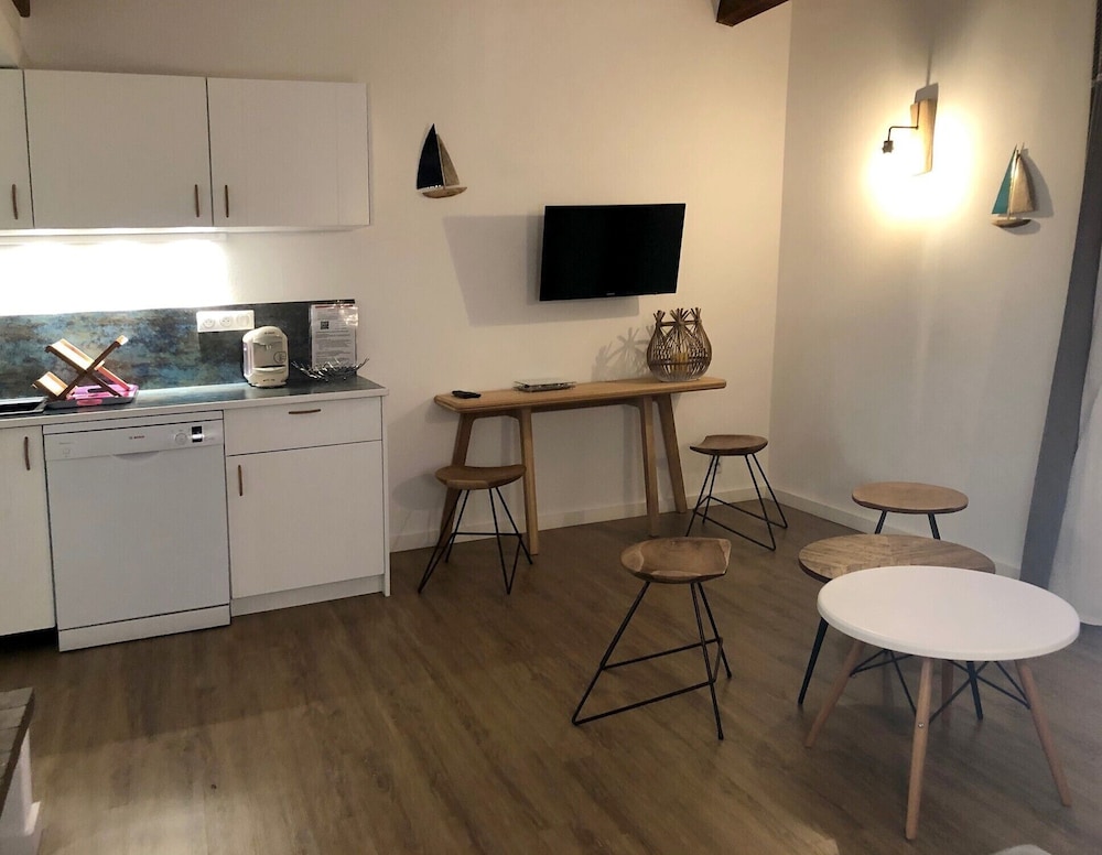 Standard Apartment, Ensuite, Sea View (T2) photo 2