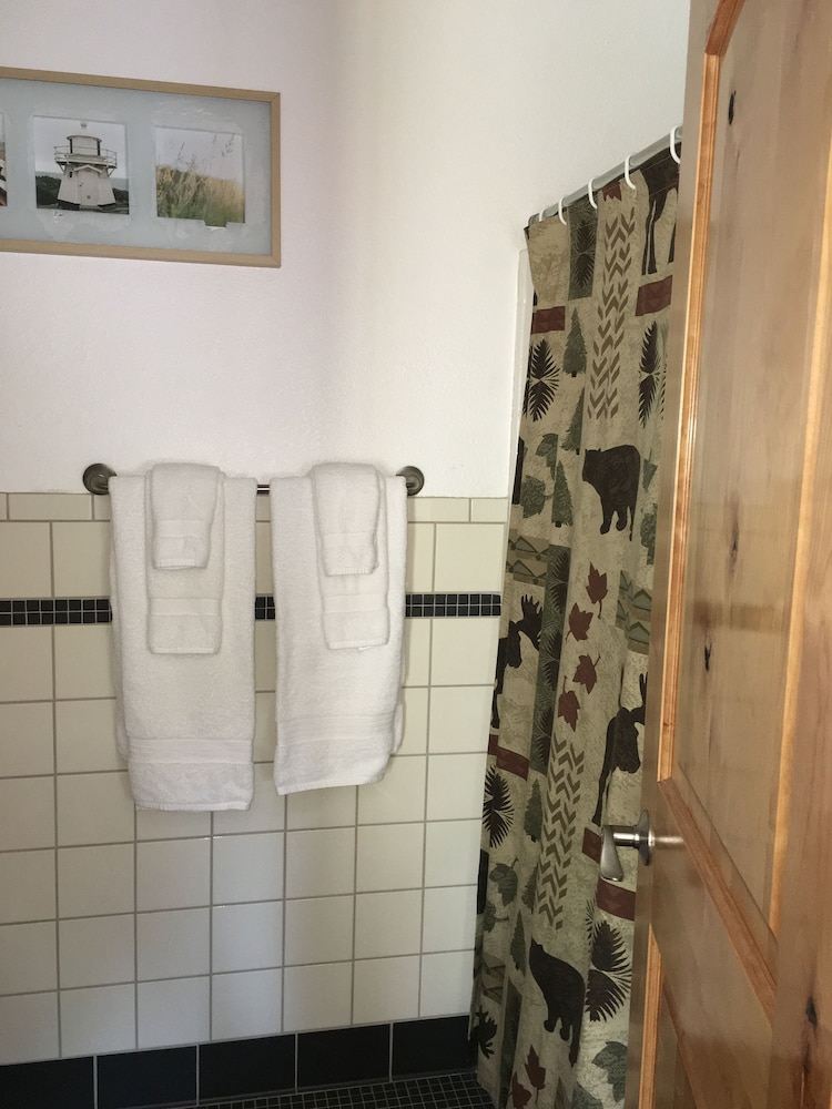 Room (#4) photo 3
