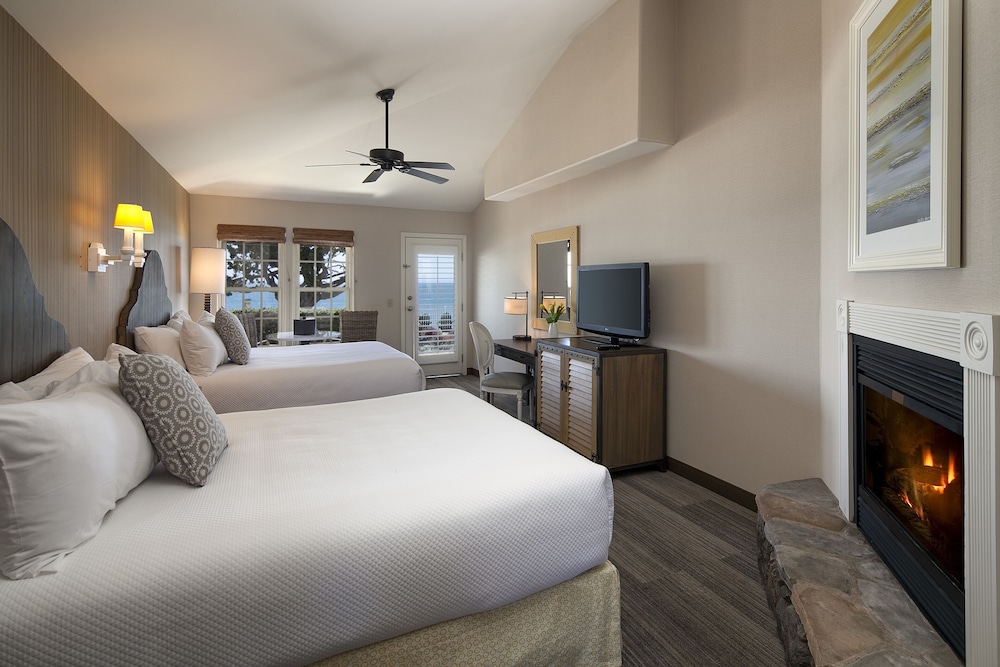 Room, 2 Queen Beds, Patio, Oceanfront