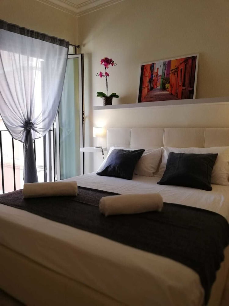 Double Room, Ensuite (Suite 2)