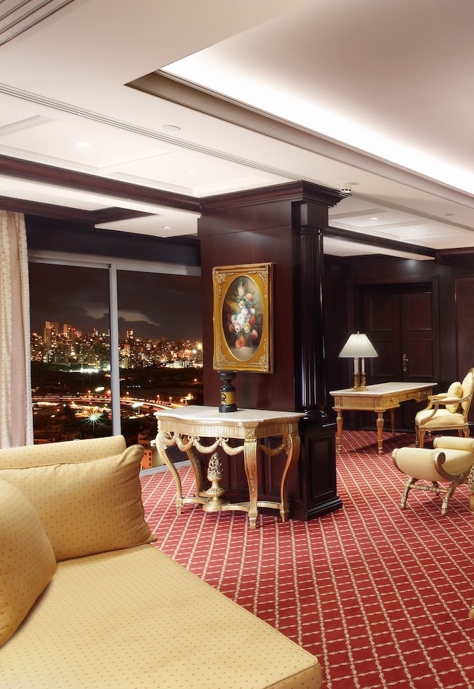 Penthouse photo 2