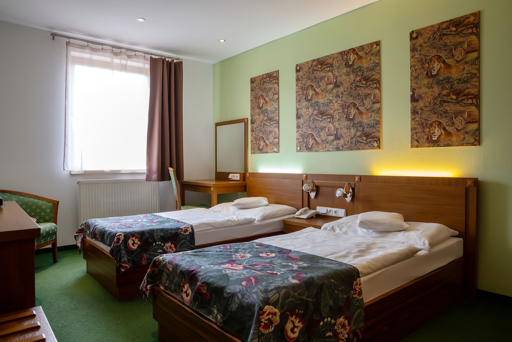 Comfort Twin Room, 2 Twin Beds, Non Smoking - Photo 1