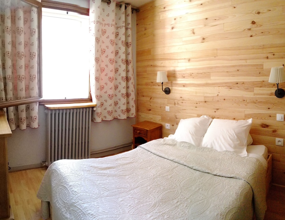 Double Room -  North View photo 1