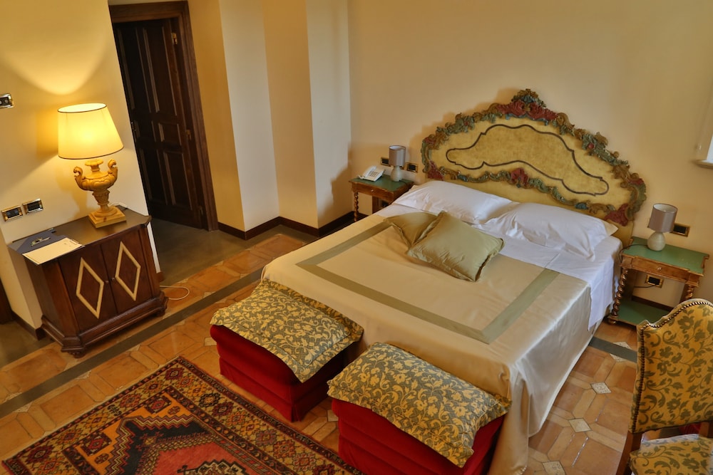 Tower Suite photo 2