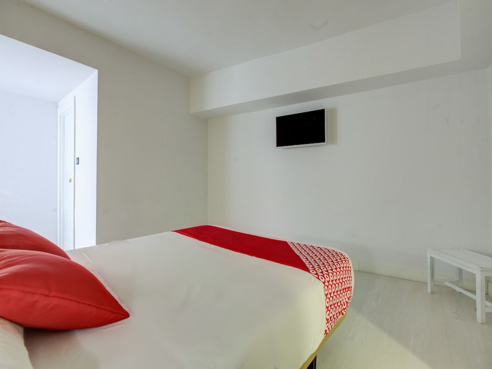 Double Room - Photo 2