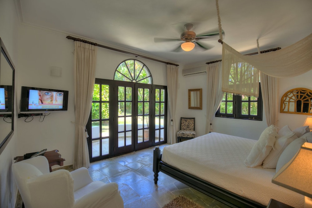 Luxury Villa, 4 Bedrooms, Villa Diana photo 2