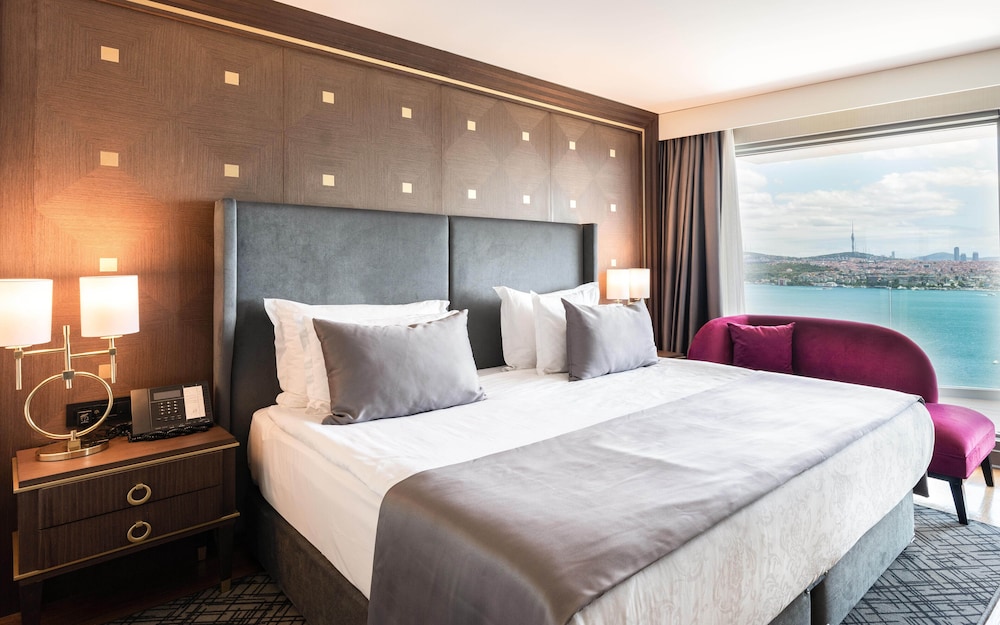 Royal Suite, Balcony, Sea View photo 3