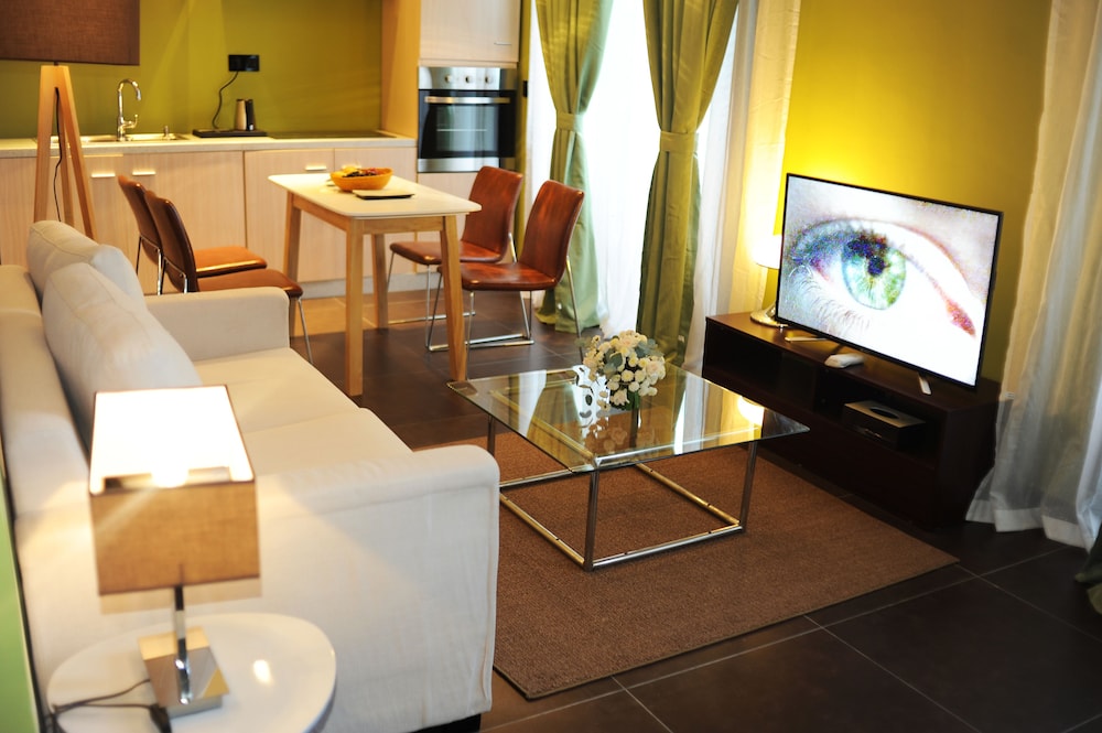 Premium Loft, Lake View