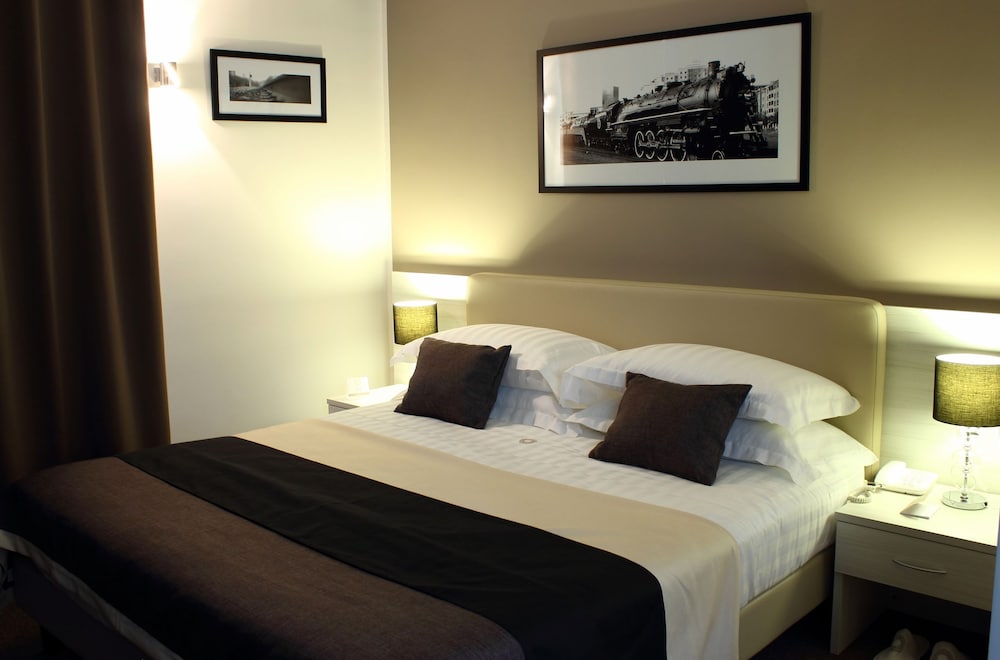 Classic Double Room - Photo 1
