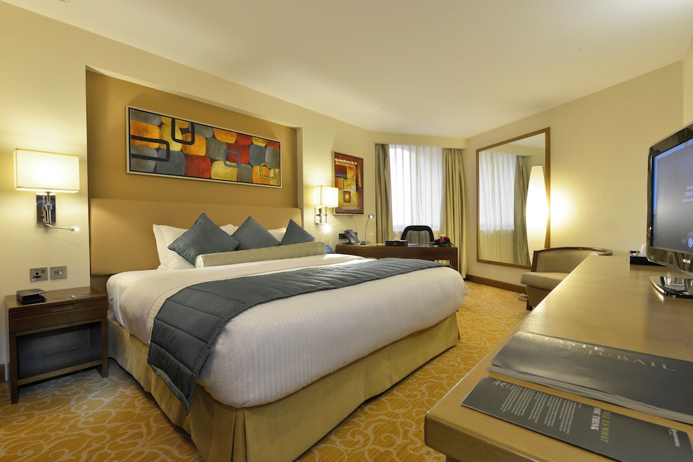 Classic Room, 1 King Bed - Photo 5