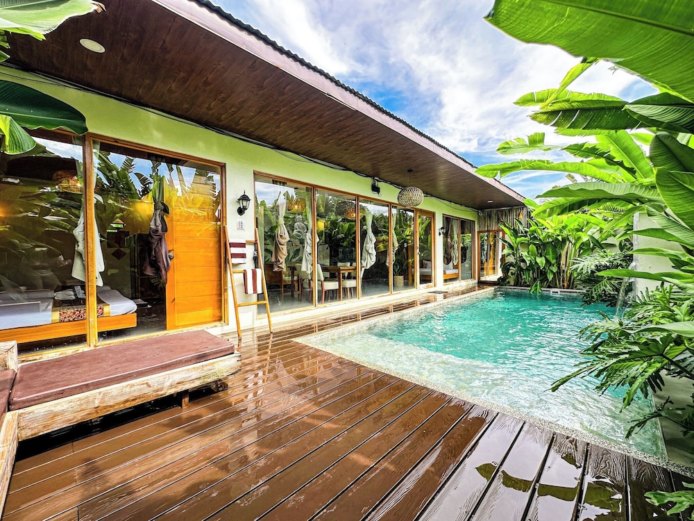 Prime Villa (2 Rooms)