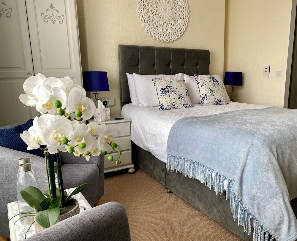 Deluxe Double Room, Ensuite (Garden View) photo 3