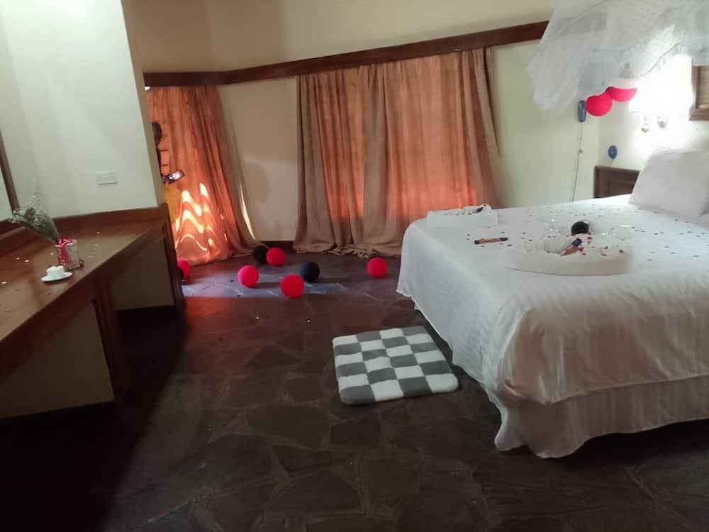 Deluxe Double Room, Garden View